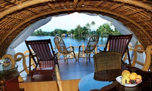 Houseboat Experience Backwaters Kerala